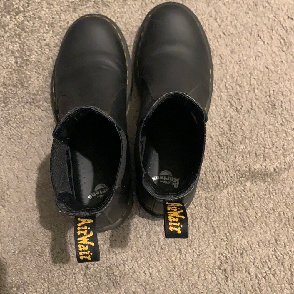Size 9 Doc Martin Air Waves